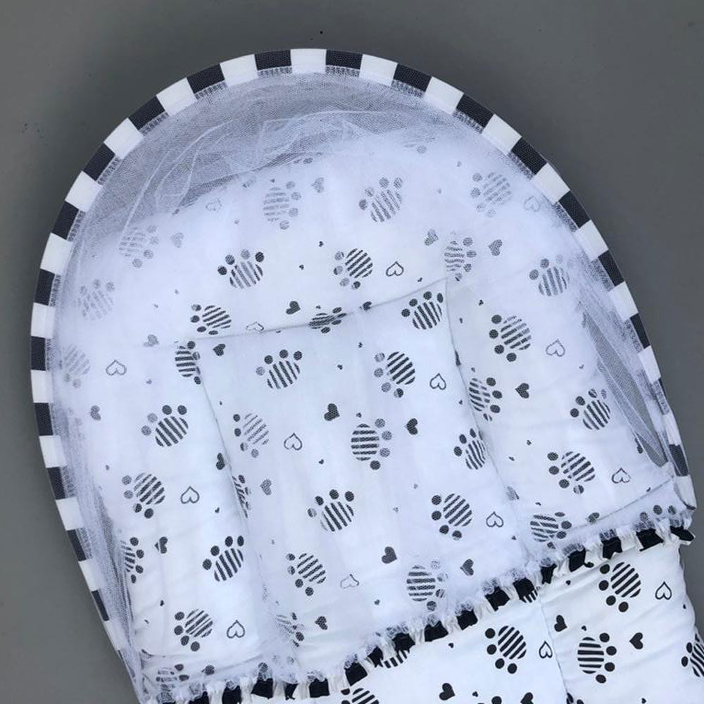 Mosquito Bed Net - Heart Paws Design