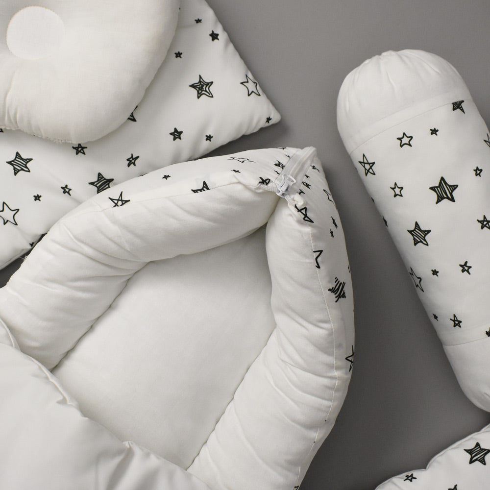 7Pcs Bedding Set - Twinkle White Design