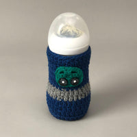 Handmade Crochet Feeder Cover - Car Design