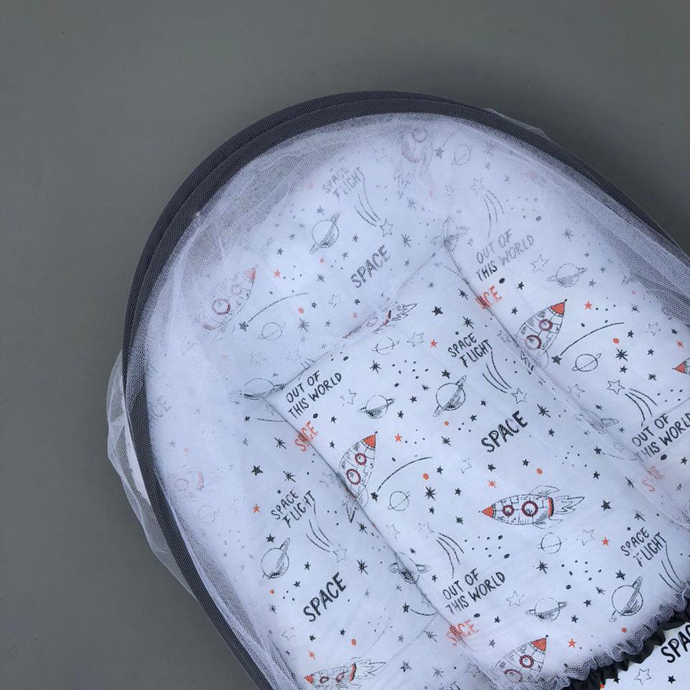 Mosquito Bed Net - Space Design