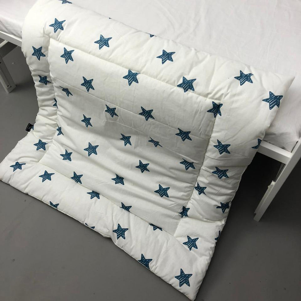 Baby Quilt - Blue Stars Design