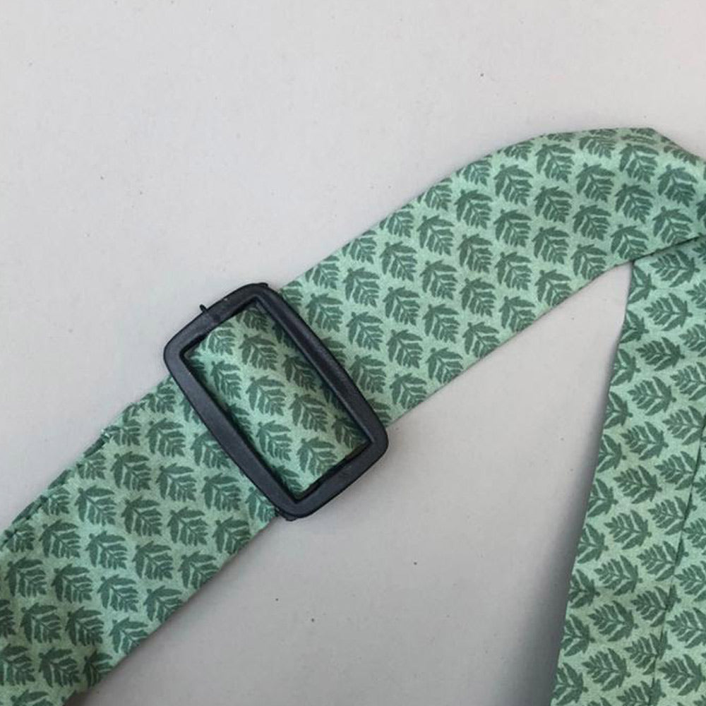 Feeding Apron / Nursing Cover – Green Texture Design